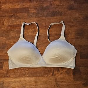 Calvin Klein wireless lightly padded bra medium
